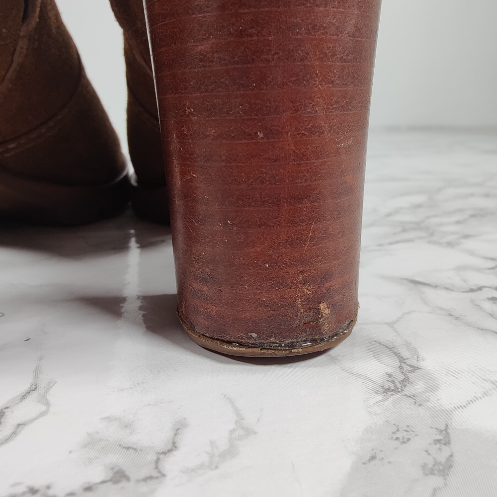 Tory Burch Sofia Lug Sole Booties Brown Suede Size 6 - Picture 9 of 16